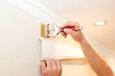Pose de papier peint à Tousson — revêtements muraux et toiles de verre